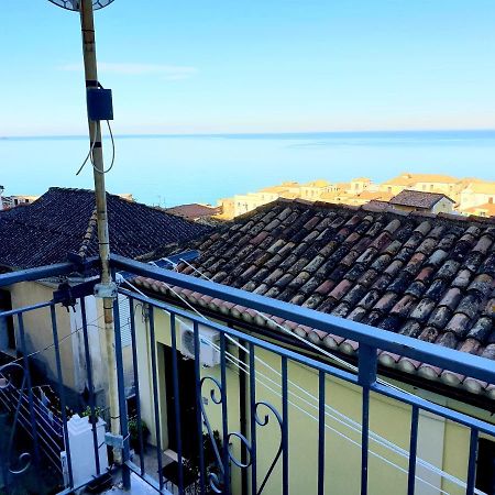 2 Bed Apartment In The Historical Center Pizzo Pizzo  Bagian luar foto