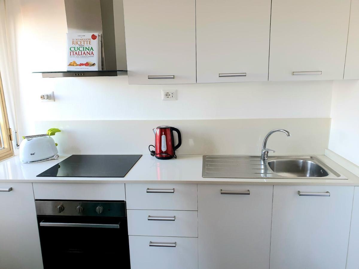 2 Bed Apartment In The Historical Center Pizzo Pizzo  Bagian luar foto